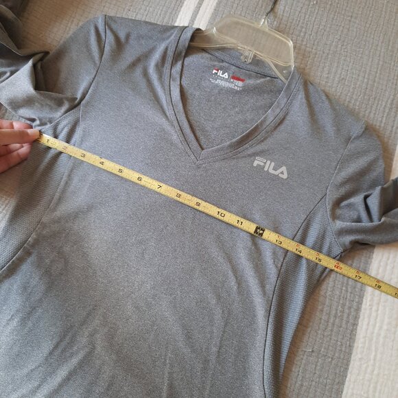 FILA SPORT® Basic Workout Long Sleeve Tee -  Gray Heather, Size S, NWOT! - Picture 13 of 16